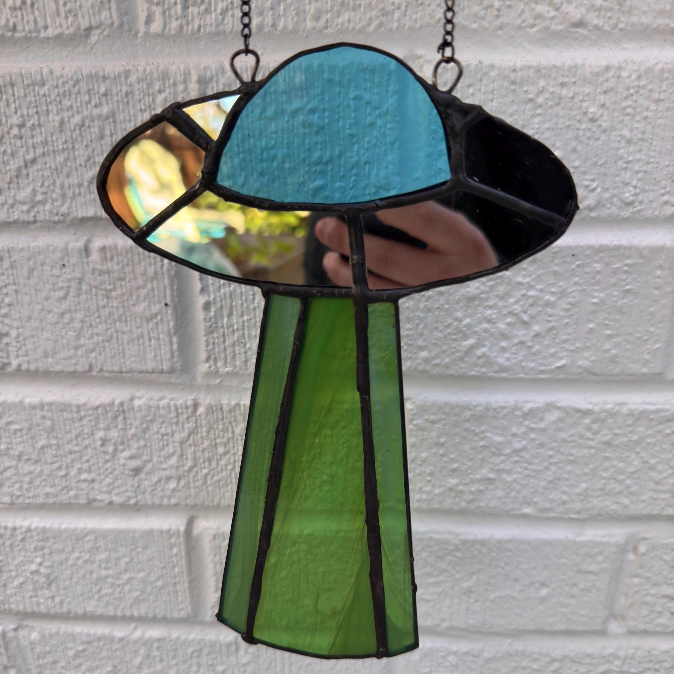 UFO Stained Glass Mirror Suncatcher – Alien Spaceship (9 Inch)